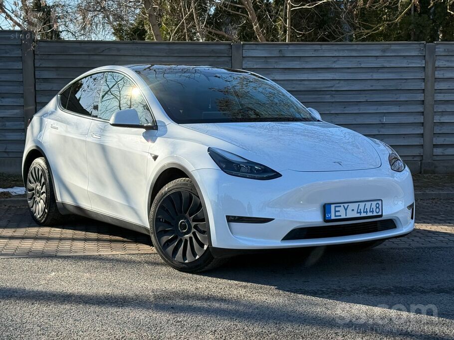 Tesla Y dual motor long range. eiropas modelis 80703 km noskrējiens.
19" aerodinam
