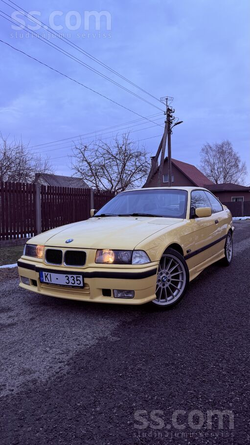 BMW Pārdod E36 318iS, 103kw ar manuālo ātrumkārbu, iet