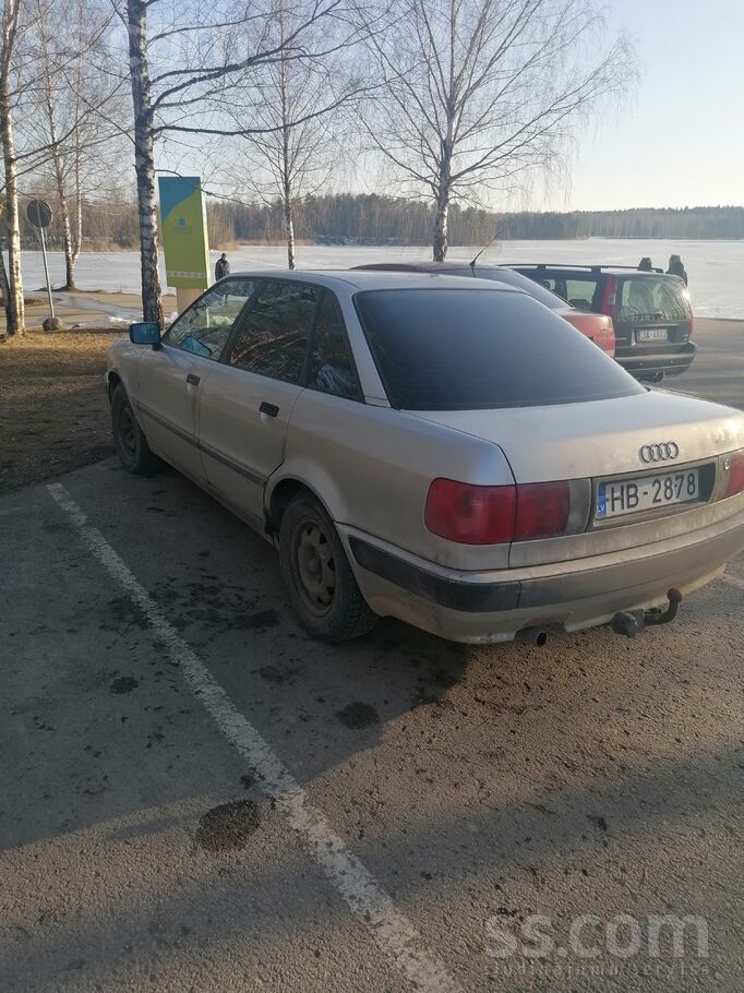 Audi Продаётся Ауди 80, 2.0 моношприц, газ-бензин, техо