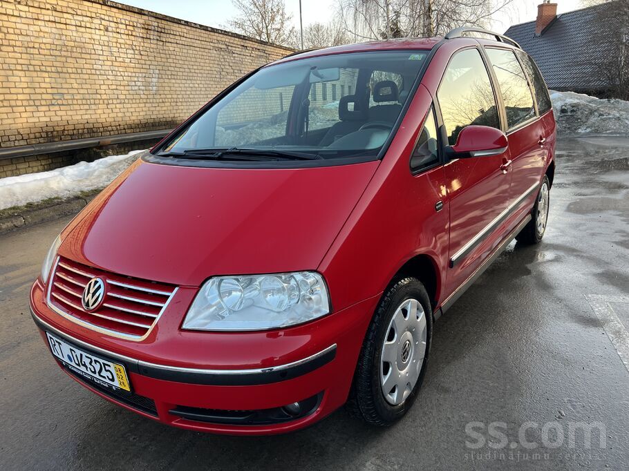 Volkswagen Tikko no Vācijas pilnpiedziņas VW Sharan ar 196. t