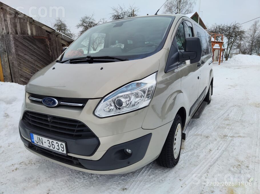 Ford Pārdodu Ford transit custom ar 9 transformējamām s