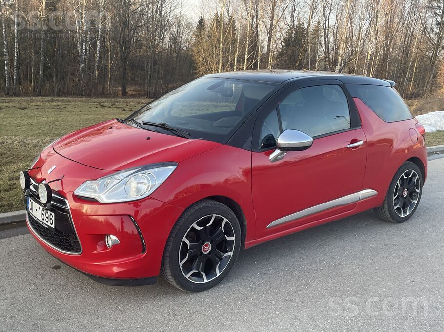 Stilīgs un dinamisks Ds3 ar 155zs turbo dzinēju.
Pagājušajā rudenī ievests