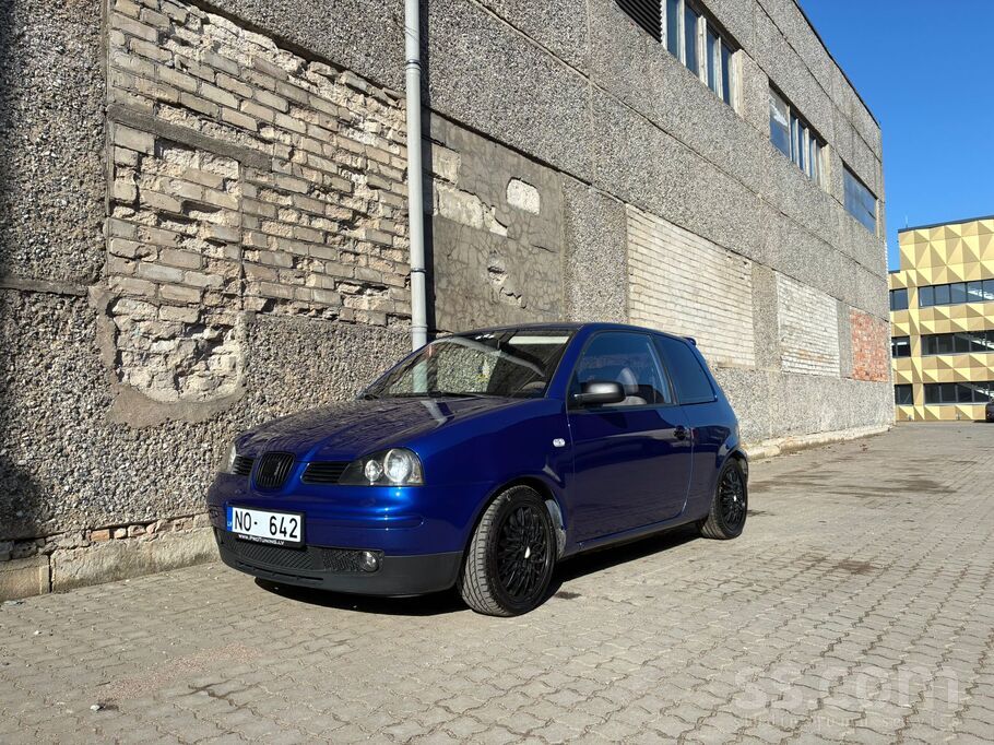 Pārdod Seat Arosa ar 1.0 benzīna dzinēju. Ekonomisks un vienkāršs pilsētas a