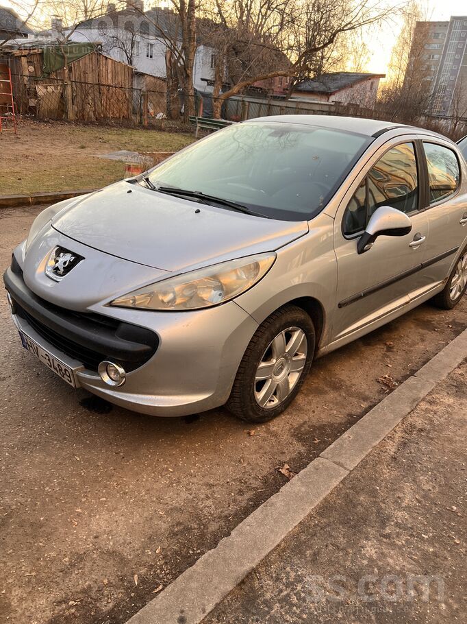 Peugeot Pārdodu ļoti ekonomisku auto, 4, 5l uz 100km