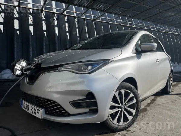 Uzņēmums pārdod elektrisko Renault Zoe E-Tech Intens R135, 52 kWh, 06.2020.