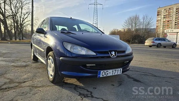 Peugeot Pardodu Peugeot 206, ideāls pilsētas auto. Pietiek