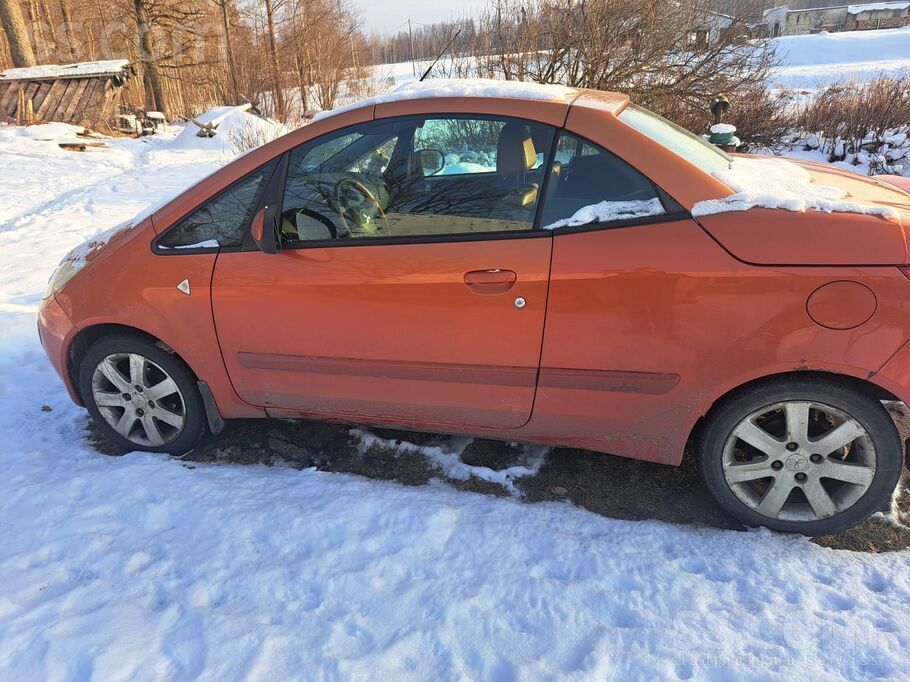 Pārdodu automašīnu ar konstrukcijas stiprību ietekmējošu korozijas bojājumu.
