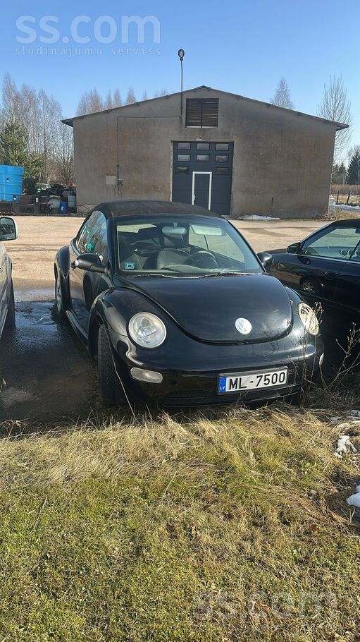 Kabriolets. 1, 6 benzīns. Manuāla ātrumkārba.
Automašīnas numurzīme netiek