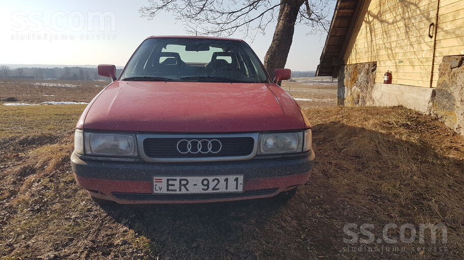 Audi Pārdodu Audi 80 91.g. 1.8 benzīns labā braukšanas 