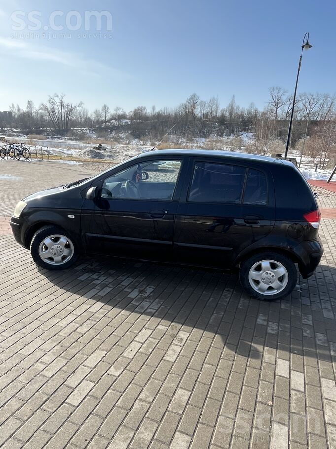 Pārdodu huindai getz 2005 gads līdz 1 aprīlim ir slimības lapa pašam nav lai