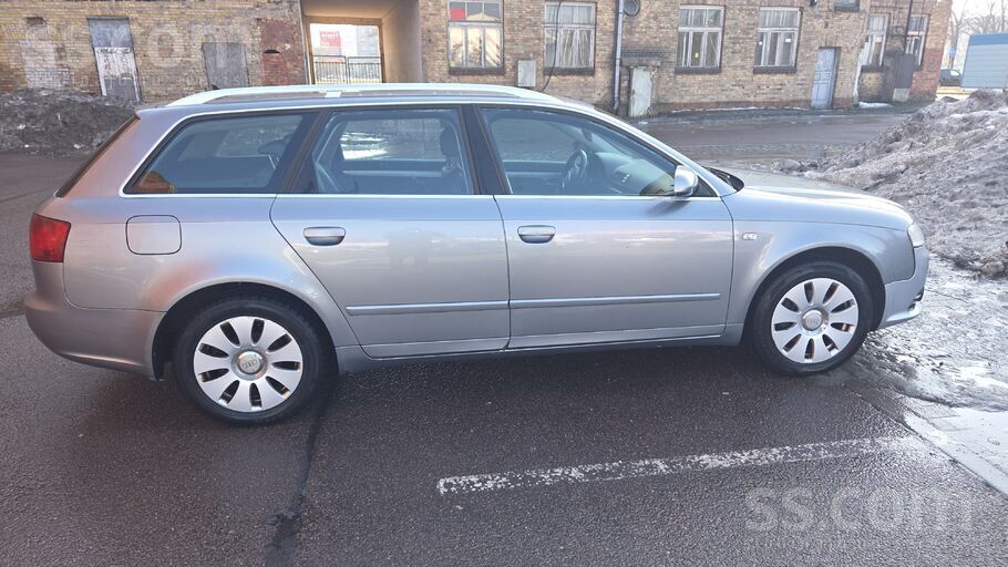 Audi Tiek pārdots audi a4 ar vizuāliem defektiem, sīkāk