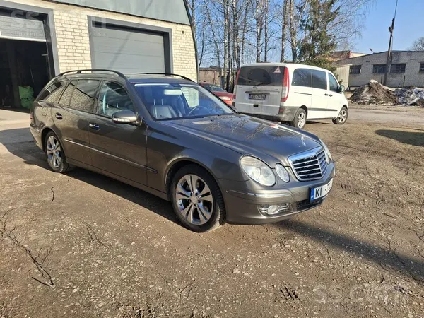 Mercedes Pārdodu koptu auto , priekš saviem gadiem ļoti vēl
