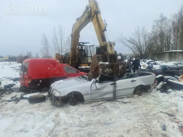 Chrysler Ru: