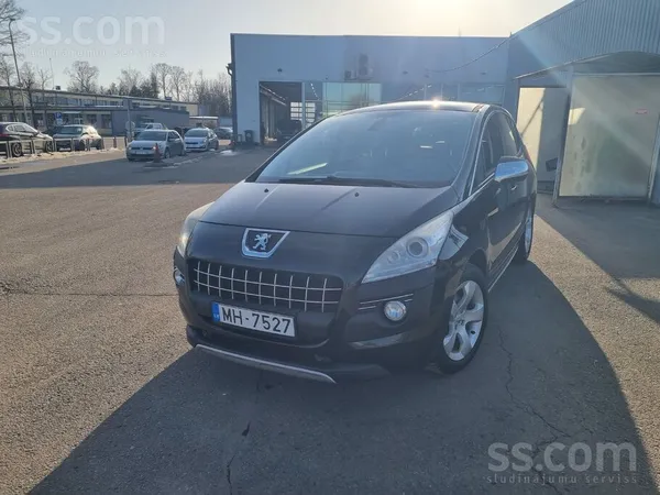 Peugeot Хорошая машина, в хорошем состоянии, как внешне та