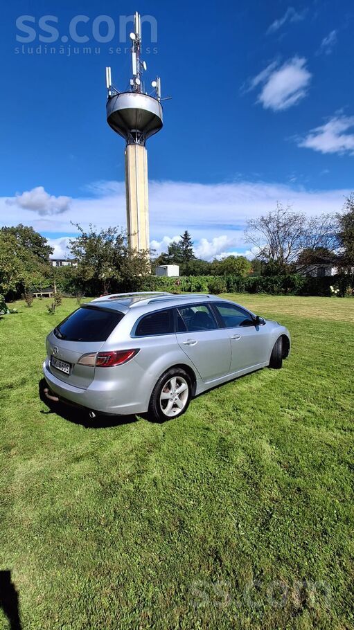 Mazda Pārdodu jo nopirku citu auto. Ir sīki vizuāli defe