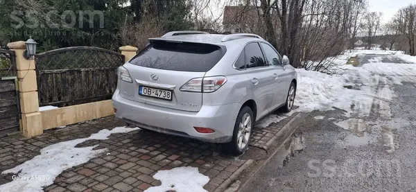 Lexus Pārdodu labu mašīnu. Melns ādas salons. Nav smēķēt