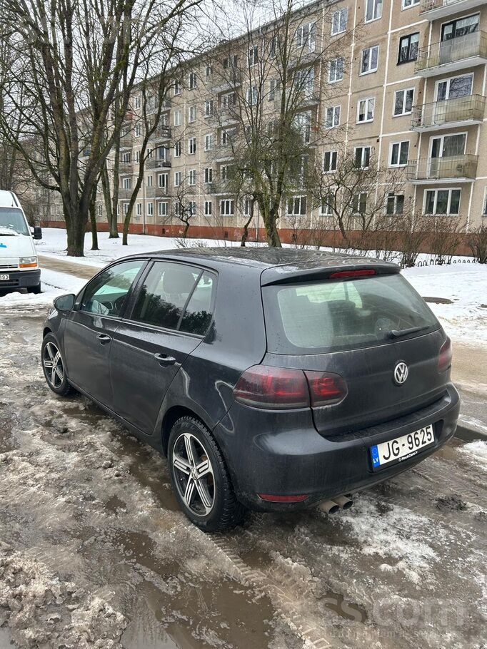 Volkswagen Pārdodu ļoti labā tehniskā un vizuālā stāvoklī eso