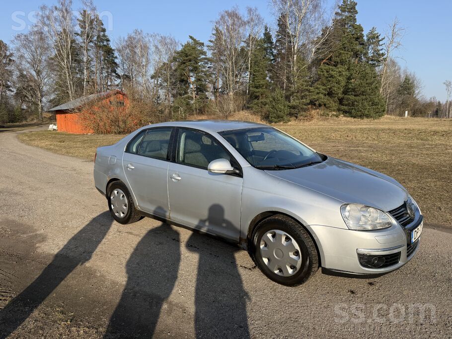 Volkswagen Sīkāk pa tel.