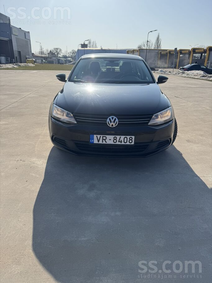 Volkswagen VW Jetta 1.4 Tsi (90kW) Uzticams ikdienas auto, pē