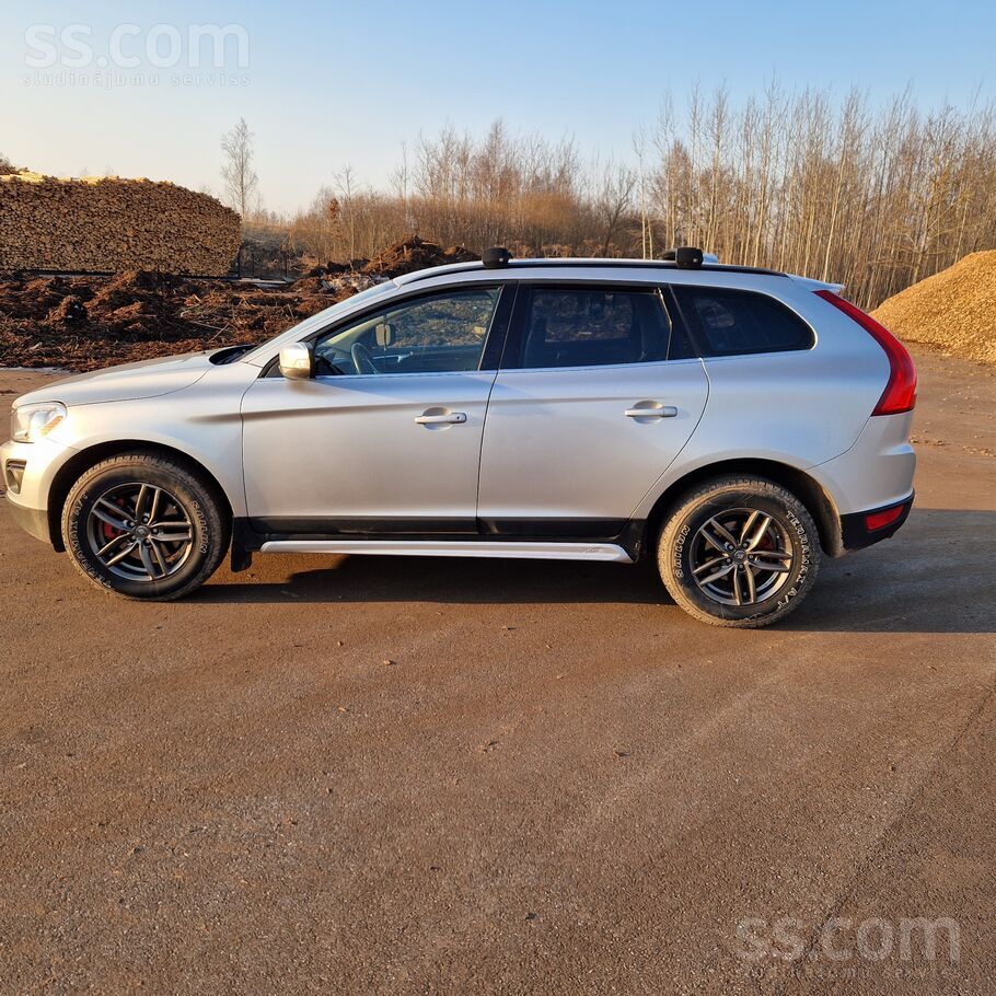 Pārdod Volvo xc60. Labā tehniskā stavoklī, tiko izieta jauna TA. Pirms TA pā