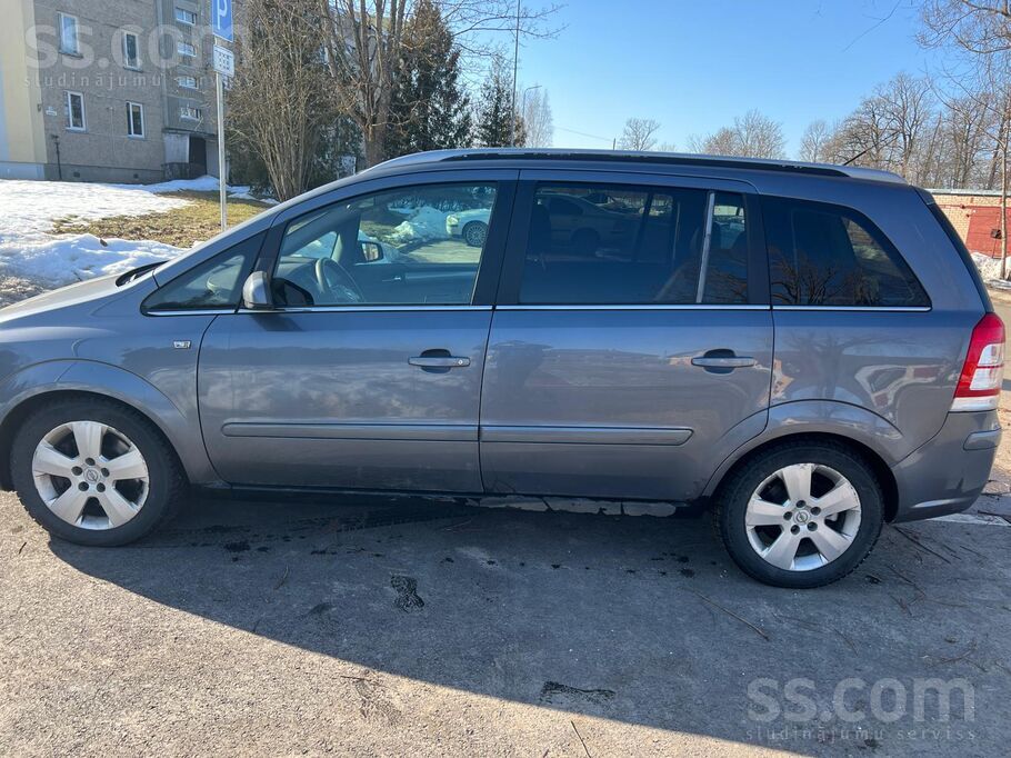 Opel Opel Zafira B 1.9tdi 2006 год. ТО до 01.2027, новы