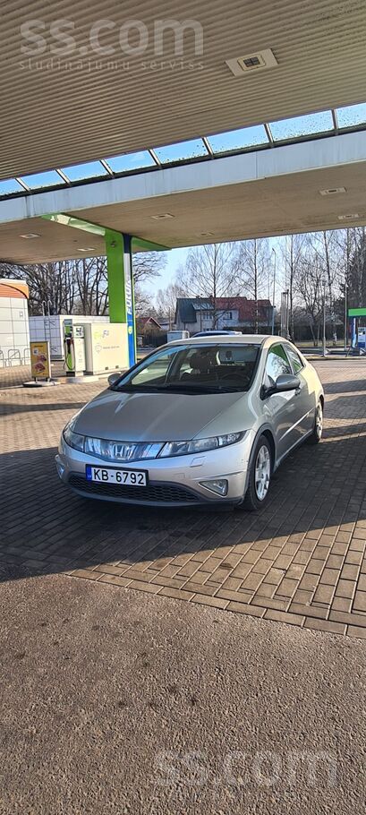 Honda Honda Civic 1.8 I-Vtec (140 л. с. ) 