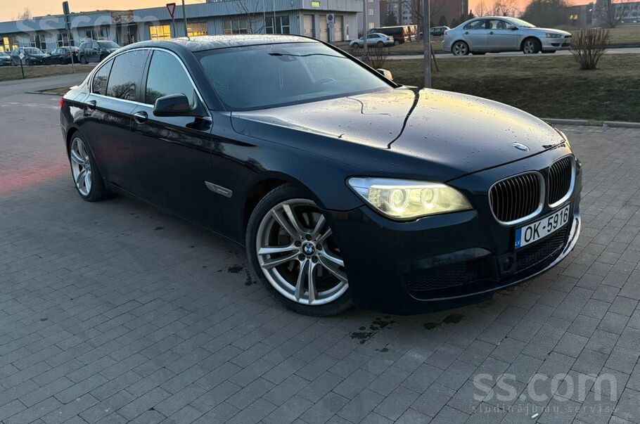 BMW Bmw 730 M-pack Ar svaigu TA cela nodokli nomaksati