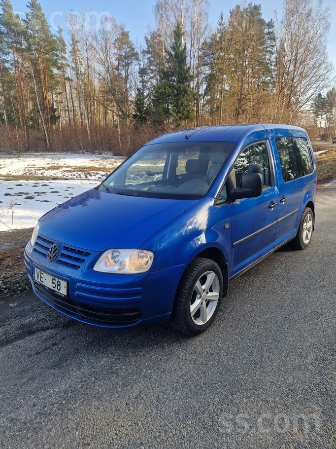 Volkswagen Pārdodu dzīvu caddy, auto no zviedrijas atvests. T