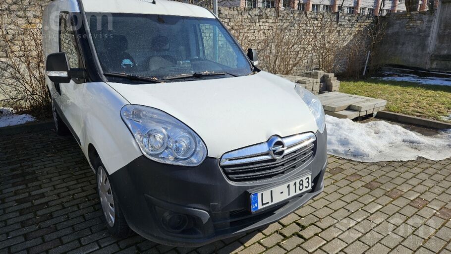 Opel Pārdodam Opel Combo (2017. gads). 
