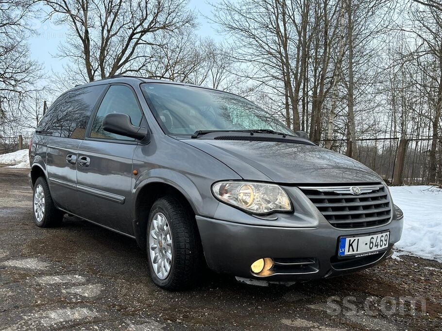 Chrysler Продается Chrysler voyager 2006 года выпуска в хор