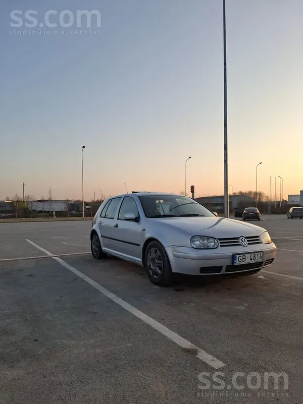 Volkswagen Sveiki, pārdodu 4. Golfu 1998. gada ar veco labo 1