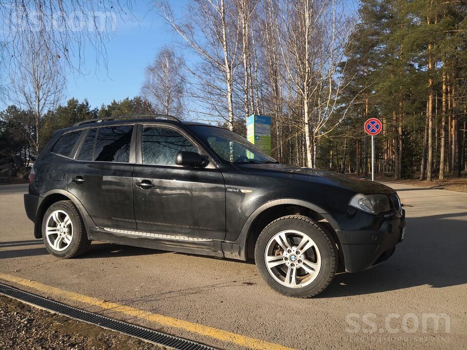 Labā stāvoklī, kopts auto, viss darbojas, jaunas ziemas riepas, vasaras komp