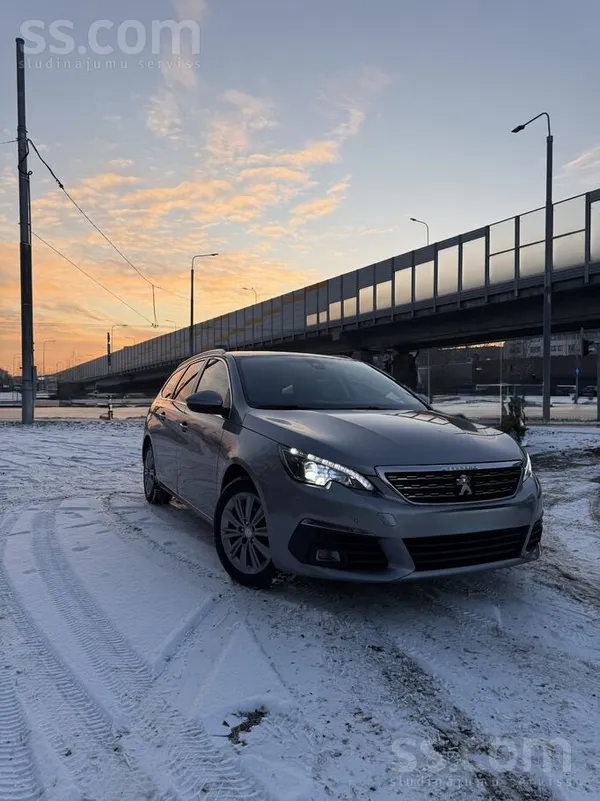 Peugeot Šī automašīna ir teicamā stāvoklī ar pilnu apkopes