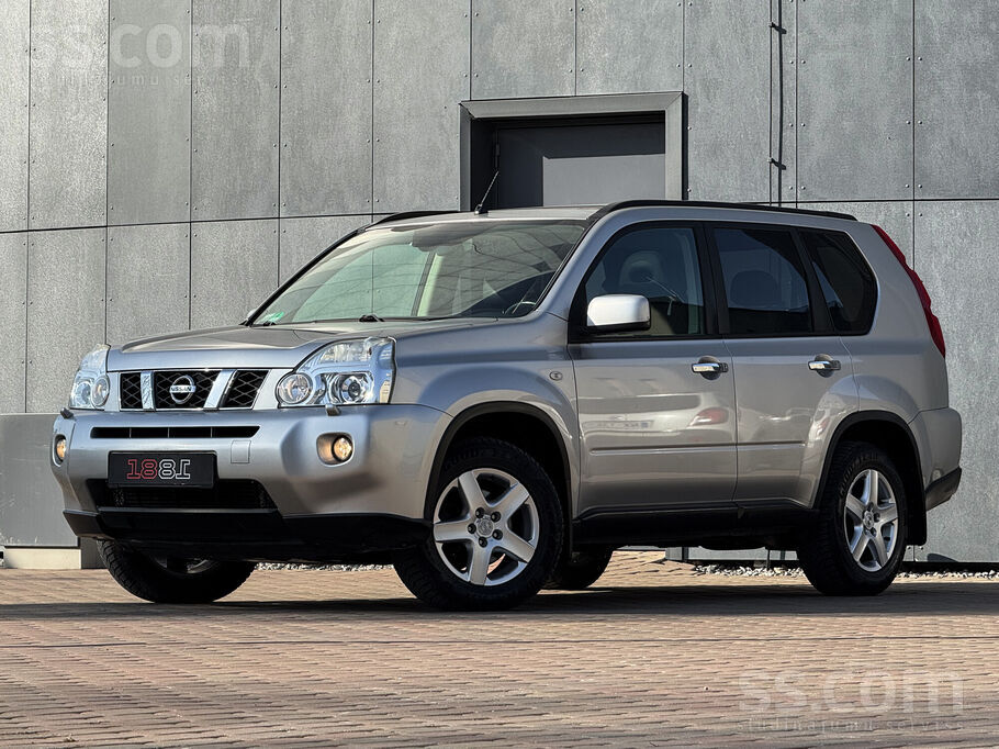 Nissan X-Trail. 4x4. Sakabes āķis. Ādas salons. Automāts.