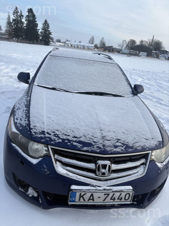 Par visu sīkāk zvanot.