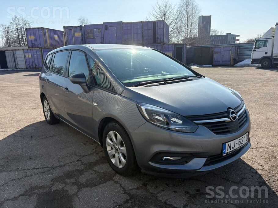 Opel Opel Zafira iet uz tirdziņu. Apkopes veiktas regul