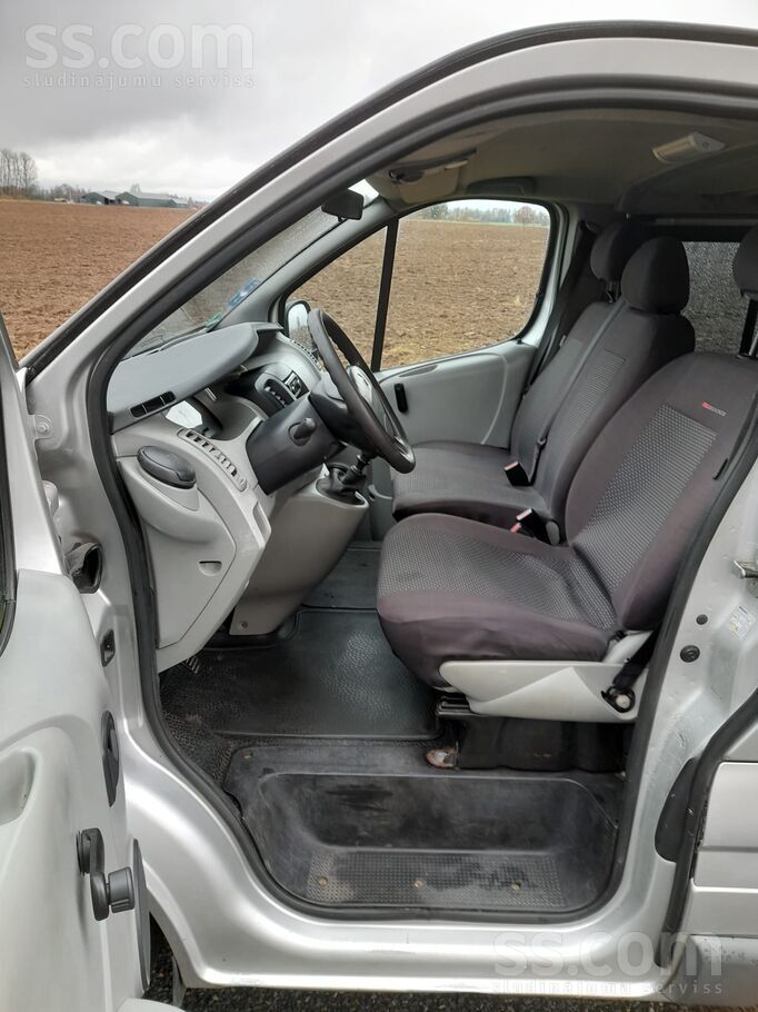Renault Renault Trafic 2005.gada, labā tehniskā gan vizuāl