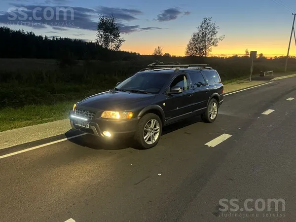 Volvo Pārdodu Volvo xc70 2006. gada , mašīnai nesen izie
