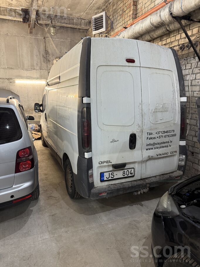 Opel Ideāls darba auto ar svaigu apskati. Augstais jumt