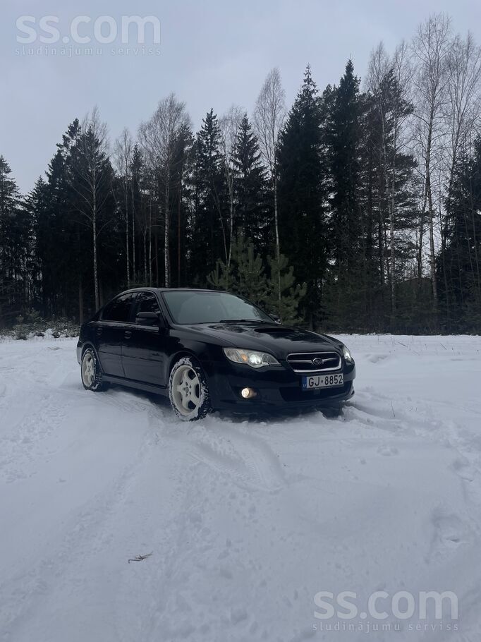 Pārdodu Subaru legacy 2.0 atmo. 2007 gada, bendzīns/gāze. Strādā gan uz bend