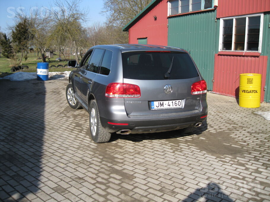 Volkswagen Pārdodu VW Touareg 4.2 B/g 4x4. Auto normālā stāvo