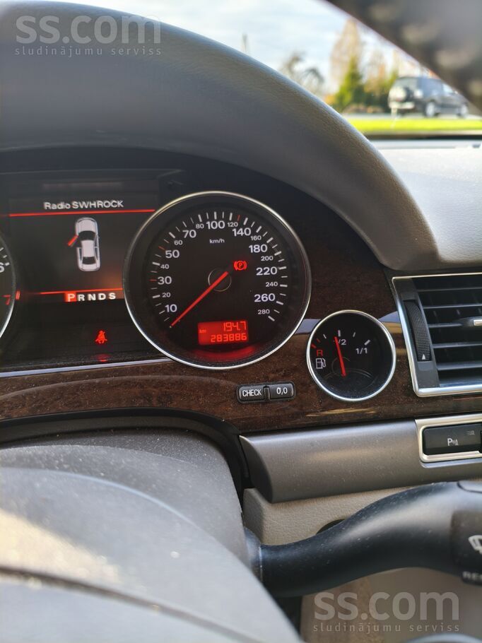 Audi Pārdodu Audi A8, benzīns 4.2 Bfm, Nobraukums oriģi