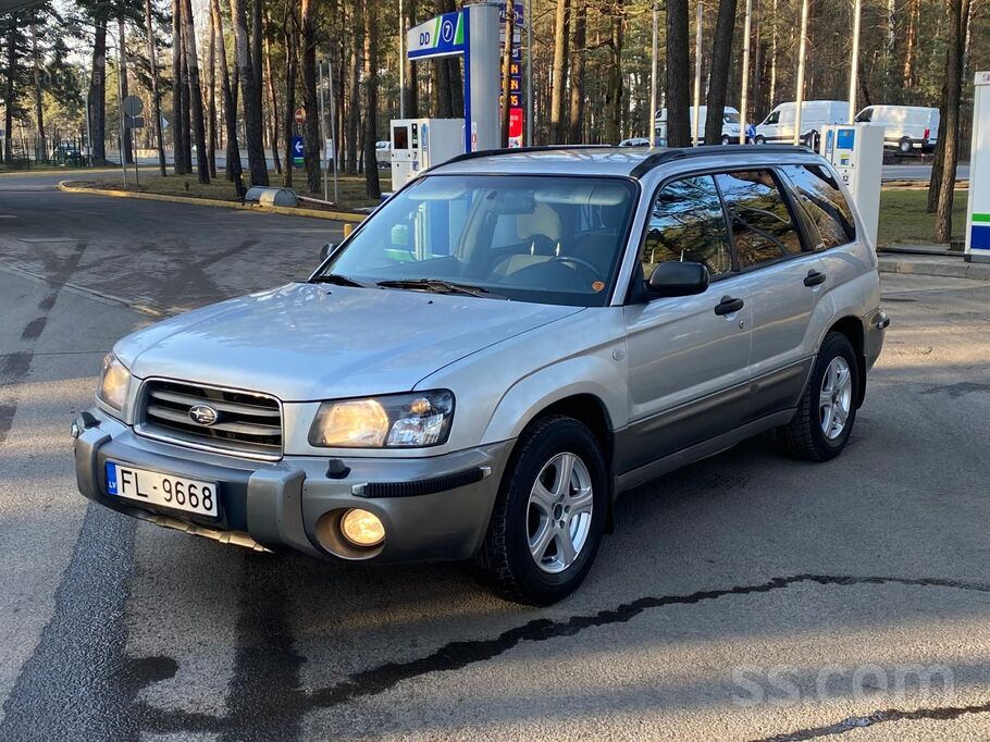 Subaru Subaru Forester 4x4, 2.0 benzīns, automātiskā ātru