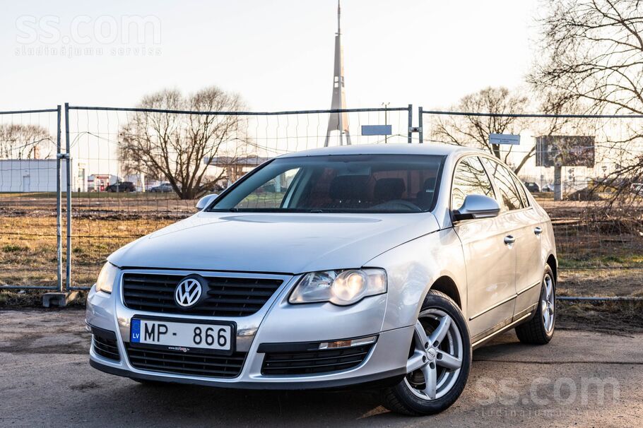 Volkswagen VW Passat ar 1.9 Tdi dīzeļdzinēju un manuālo ātrum