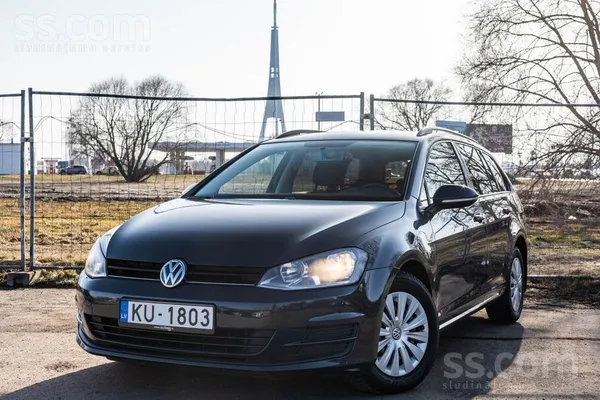 Volkswagen VW Golf ar 1.6Tdi dīzeļdzinēju un automātisko ātru