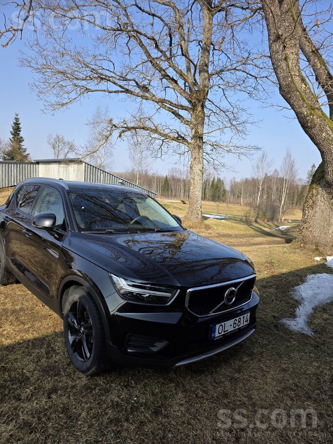 Volvo Pārdodu volvo xc40 momentum, D3 2, 0 dīzelis, 1310