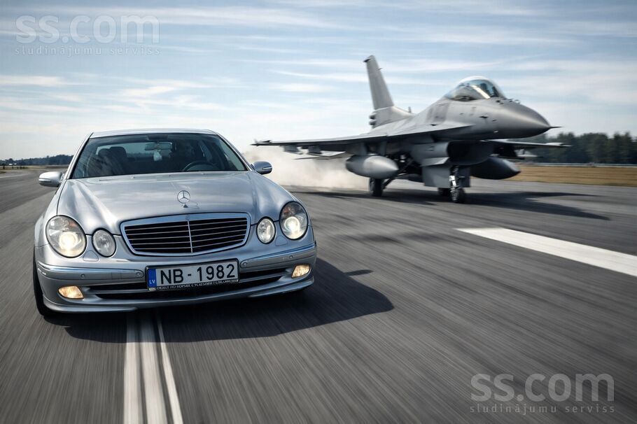 Mercedes Больничный лист до 07.04.Новый компрессор пневмы, 