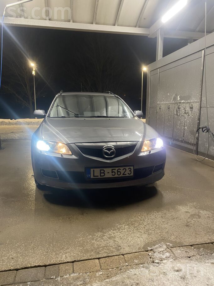 Mazda Ekonomisks un komfortabls auto ikdienai. 2.0L dīze