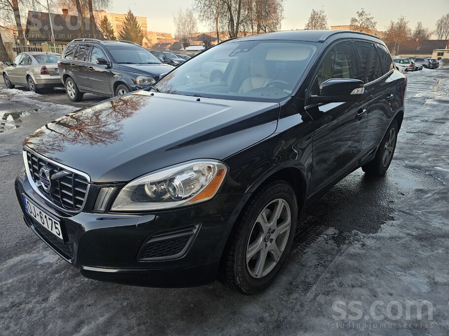 Volvo Volvo Xc60 , 2.4 D 151 kW. 2011 год. 
