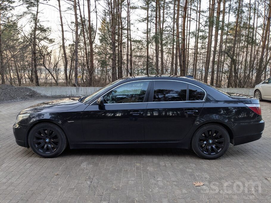BMW Pārdodu uzticamu un izturīgu Bmw530D. Kopts, aprūp